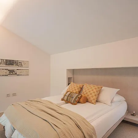 Вилла Alma Vista Luxury - Pool, Spa, Art & Wine